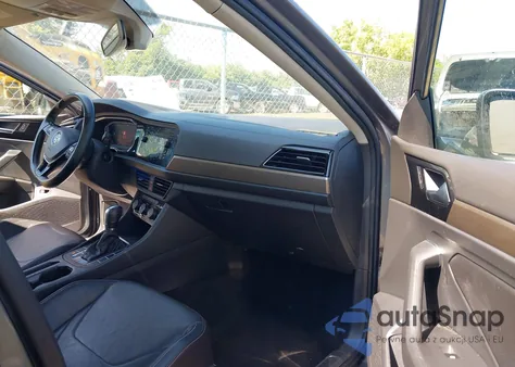 2019 Volkswagen Jetta 1.4T Sel Premium z USA, uszkodzony, nr VIN 3VWG57BU8KM089306